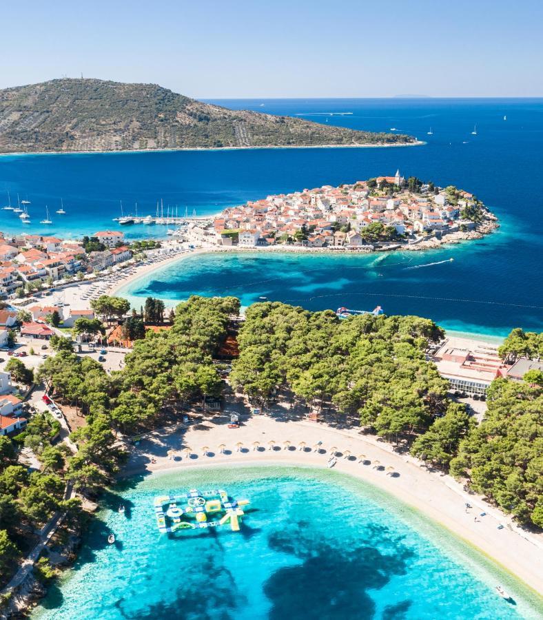 Hotel Zora Pavilions Primošten Exteriör bild